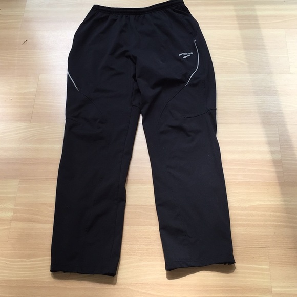 brooks running pants